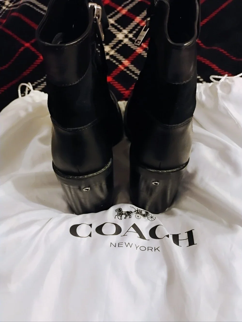 Women's EUC Coach Ankle Boots With Silver Emblem Hardware U.S. Size 9B